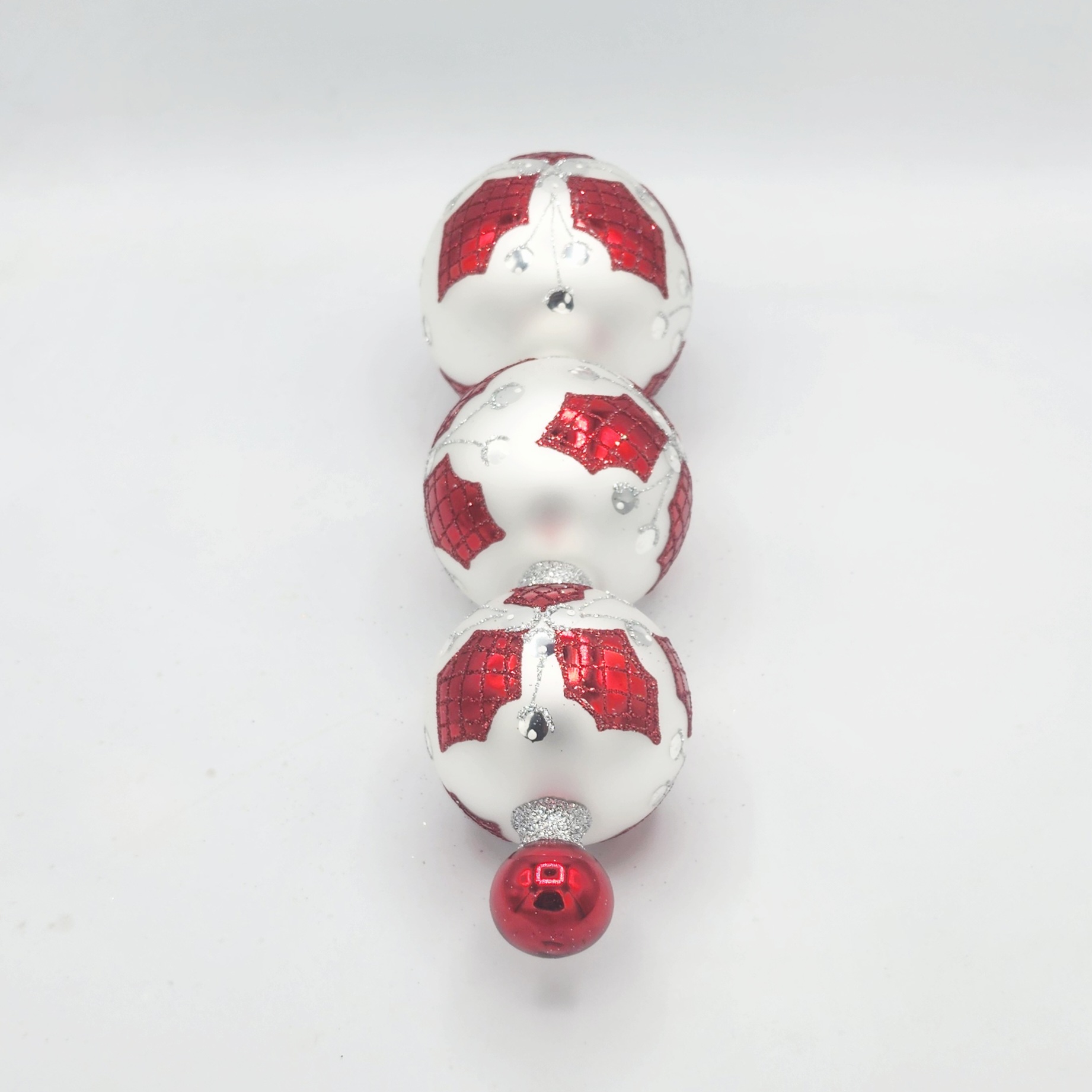 Boughs of Hollywood - Peppermint - Triple - 2026 Cycle 2